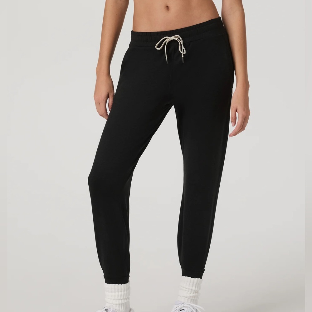 Vuori Performance Jogger — Black Heather XS
